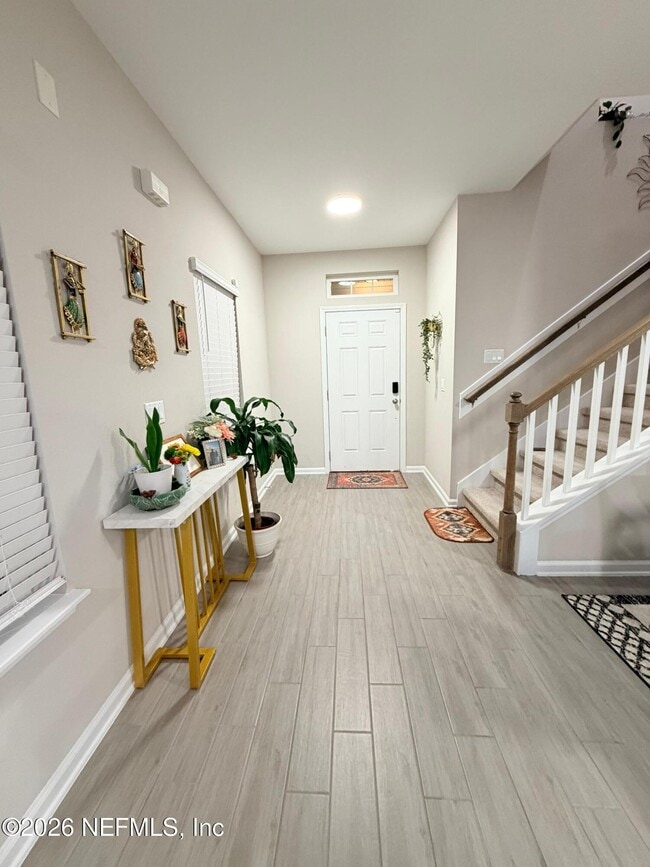 Building Photo - 70 Golden Fern Dr