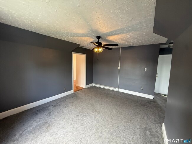 Building Photo - 119 Rocton Ave