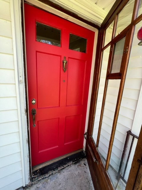 Old Craftsman Doors! - 3228 Fairmont Blvd