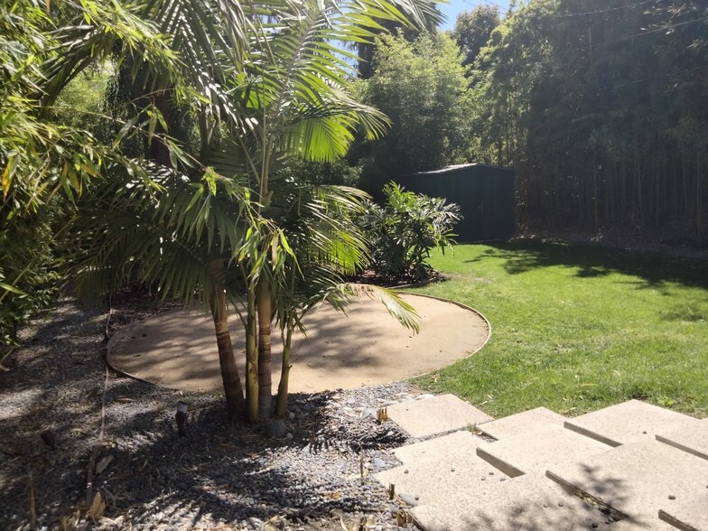 Landscaped Backyard - 4142 Shadyglade Ave