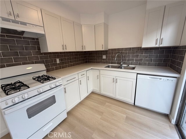 Building Photo - 2104 Carnegie Ln