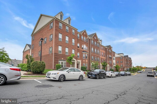 Building Photo - 21600 Romans Dr