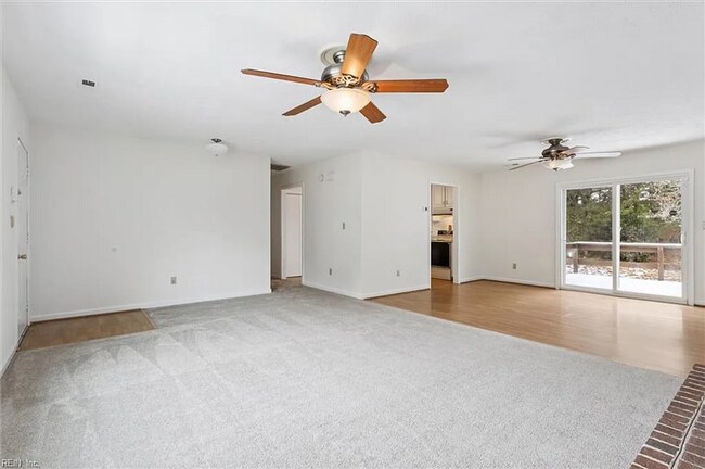Building Photo - Beautifully Renovated 3BR/2BA Home in Smithfield, VA - Move in Ready!