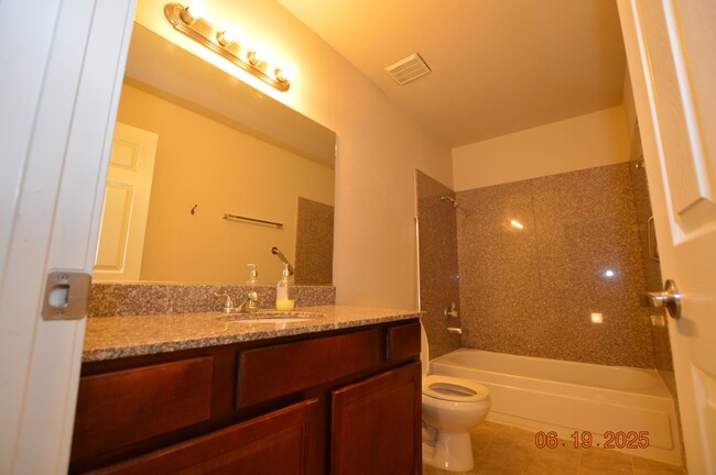 Building Photo - 5160 Indian River Dr
