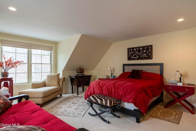 Building Photo - 164 High Rock Ave