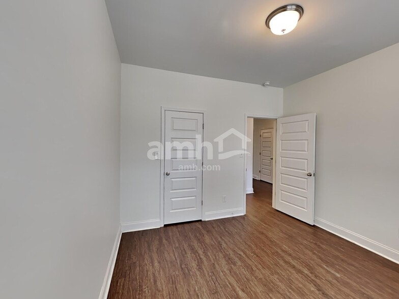 Building Photo - 5018 Mountain Springs Rd