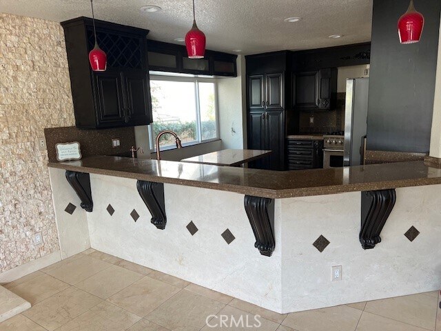 Building Photo - 3350 Deaver Dr