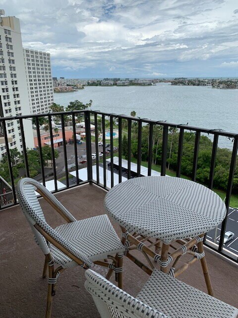 Building Photo - South Pasadena Condo with Intracoastal Vie...