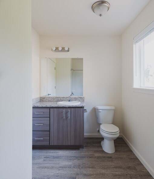 Building Photo - 3031 NE West Devils Lake Rd