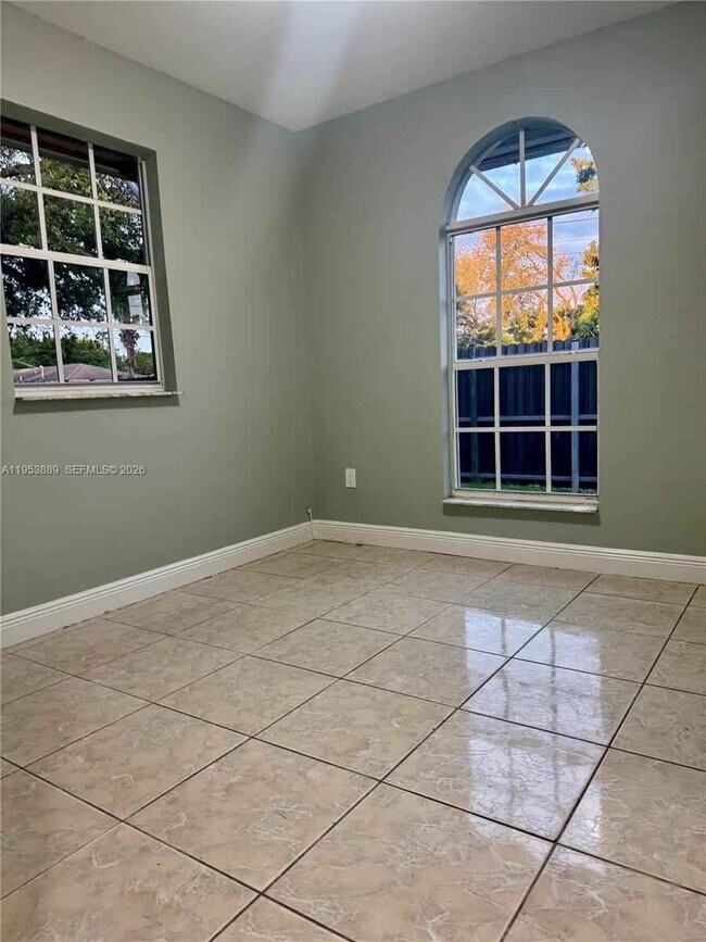 Building Photo - 601 NW 97th St