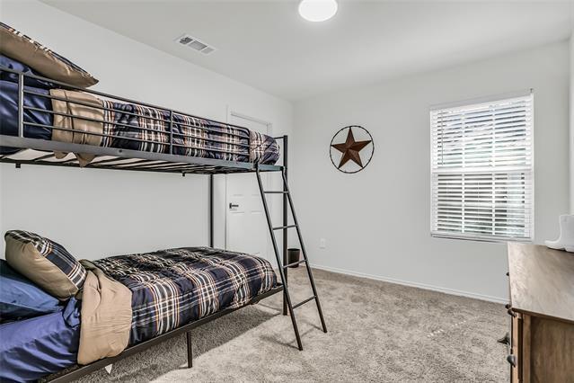 Building Photo - 308 S 3rd St