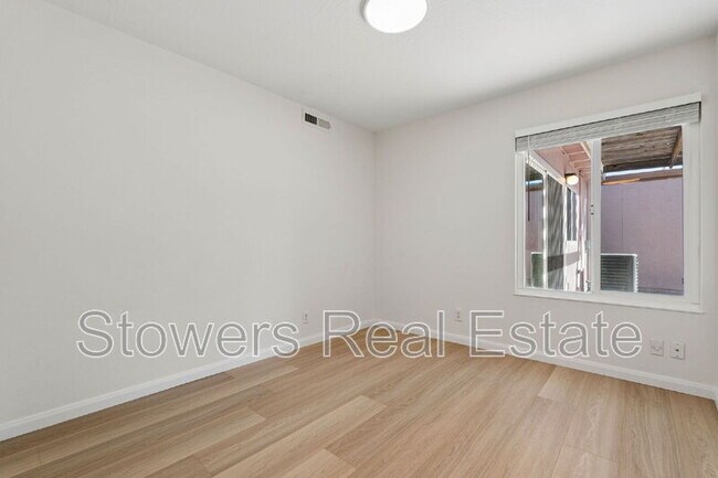 Building Photo - 2535 Heatherlark Cir