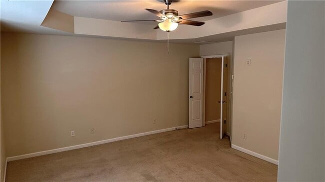 Building Photo - 283 Oakland Hills Way