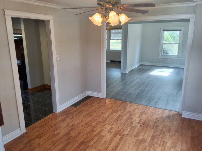 Building Photo - 5198 South St