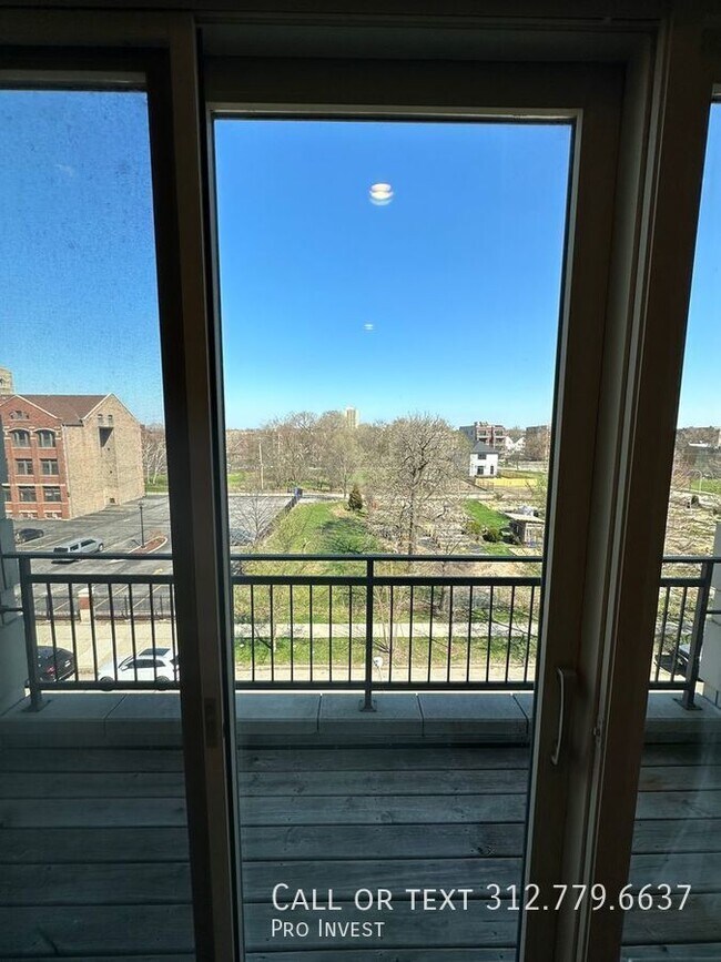 Building Photo - New construction 8 unit building. Come see...