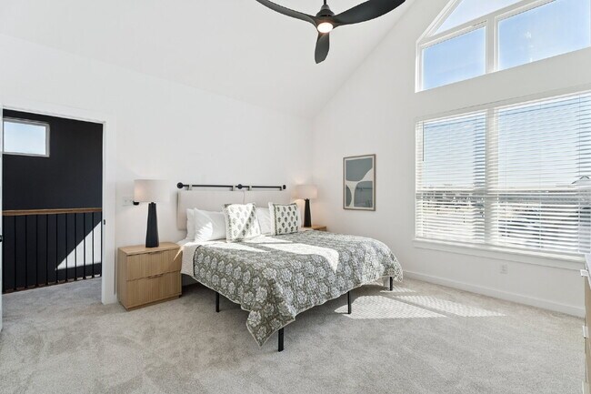 Building Photo - Fully Furnished Home in Broken Arrow