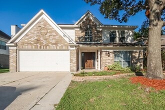 Building Photo - 19019 Oakway Dr