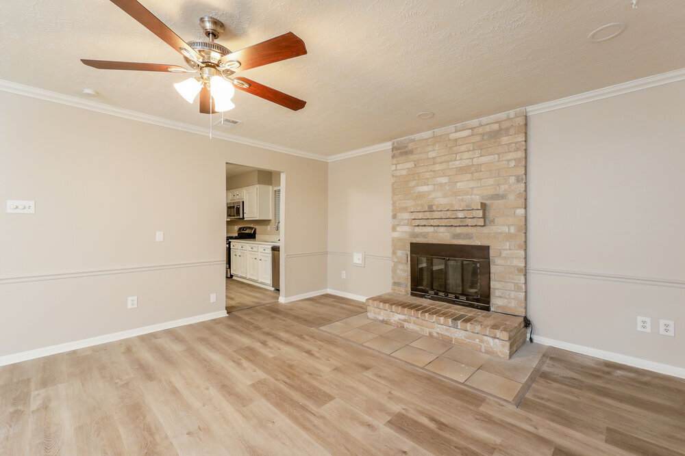 Building Photo - 4018 Oak Run Dr