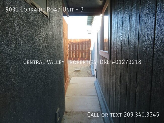 Building Photo - 9031 Lorraine Rd