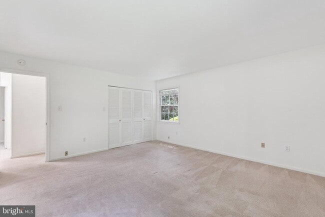 Building Photo - 3714 Carriage House Ct