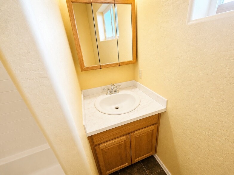 Building Photo - 2301 Nolte Dr