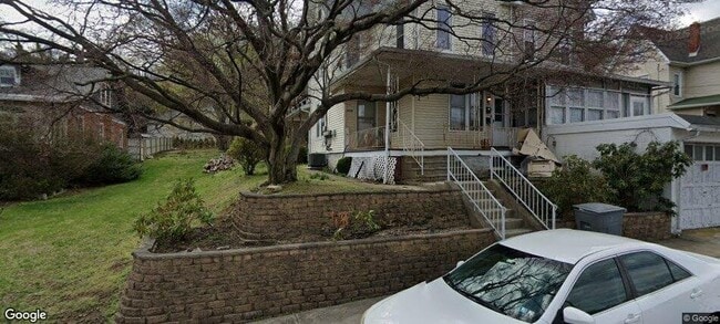 Building Photo - 3234 Perkiomen Ave