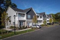 Building Photo - 495 Middle Country Rd