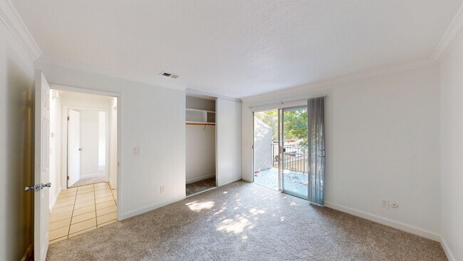 Building Photo - 18213 Happy Ln