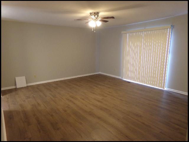 Building Photo - 1807 Sanford Dr