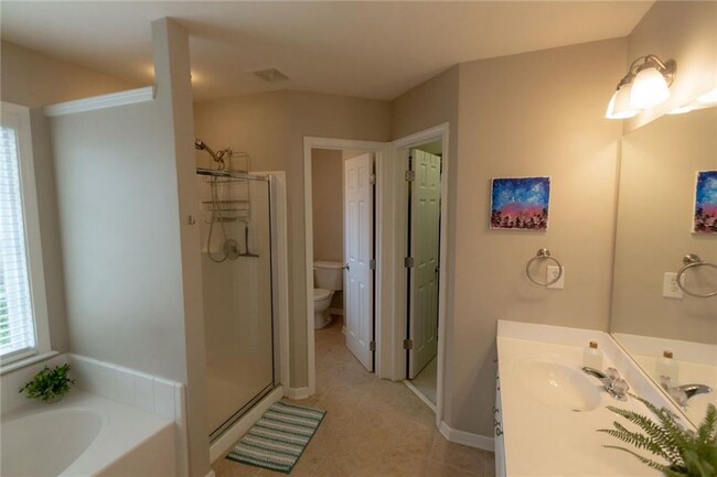 Building Photo - 13283 Marrywood Dr