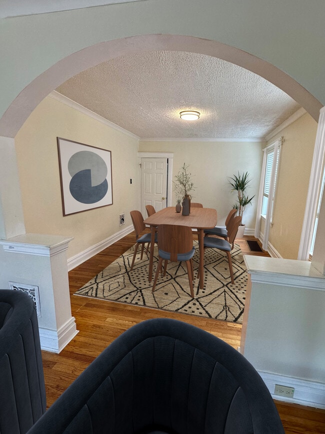 Dining Room/Sitting Area I - 5331 Devonshire Ave