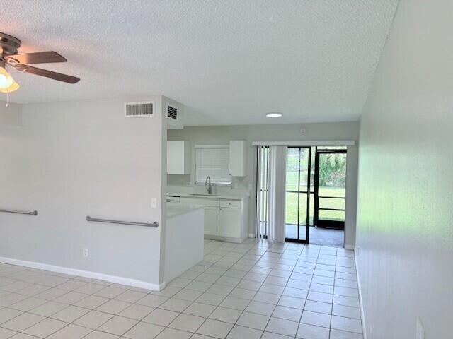 Building Photo - 5924 Longbow Ln