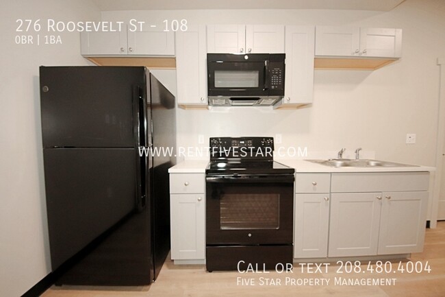 Building Photo - NEW Studio Apartment Available at Gardner ...