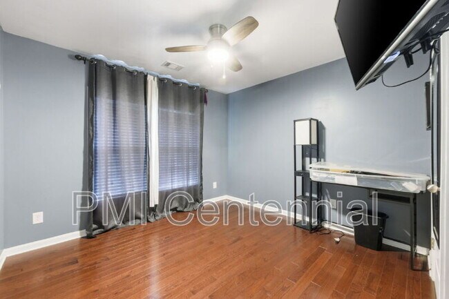 Building Photo - 1816 Jameson Cir NE