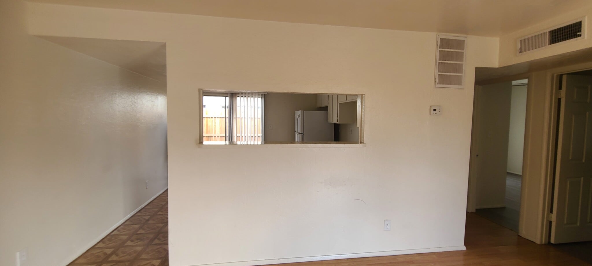 Building Photo - 1535 E 29th Ave