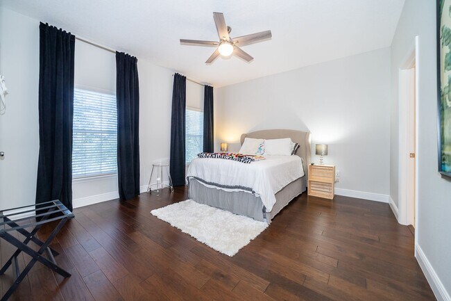 Building Photo - Baldwin Park Townhouse