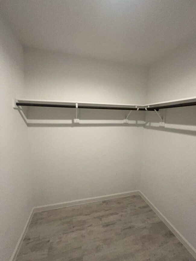 Building Photo - 5327 Cherry Tallow Trl