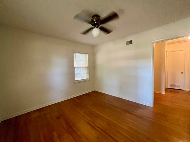 Building Photo - 1384 Woodston Rd