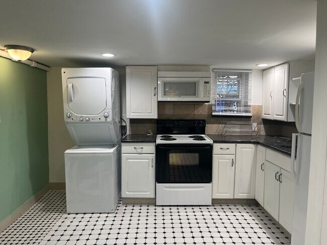 Building Photo - 1426 McKean St