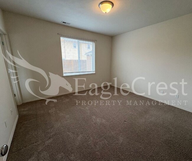 Building Photo - Three Bedroom, Two Bathroom Home Located o...