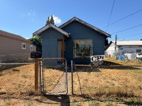 Building Photo - 1409 S 6th Ave