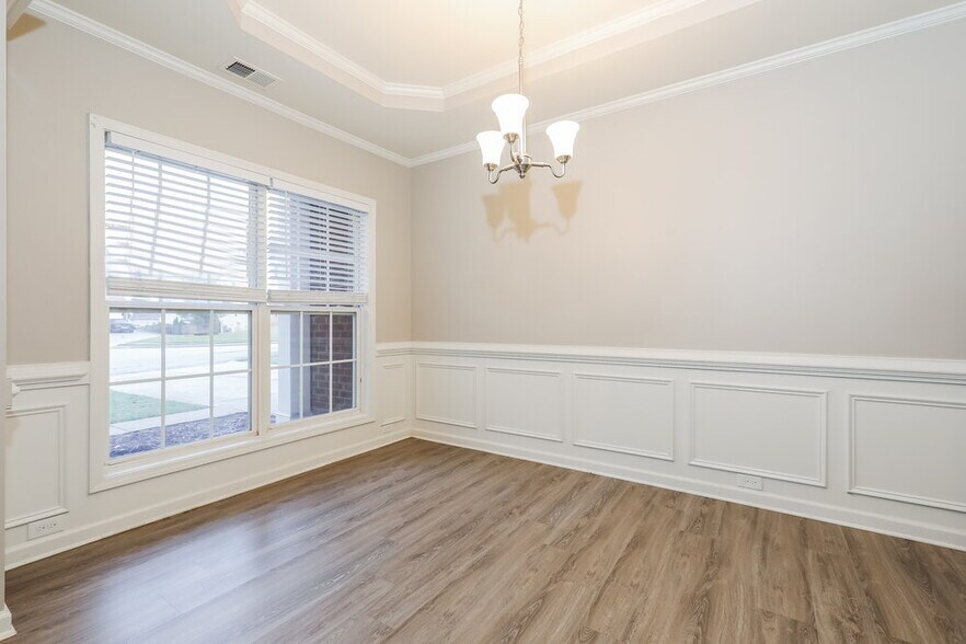 Building Photo - 908 Maple Leaf Dr