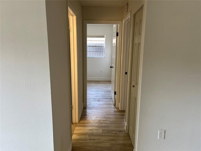 Building Photo - 5123 Brookside Ln