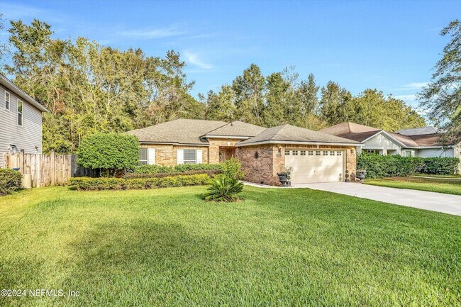 Building Photo - 657 MacKenzie Cir