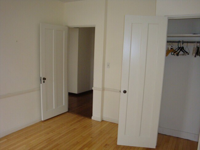 Second Bedroom - 2206 E Stratford Ct