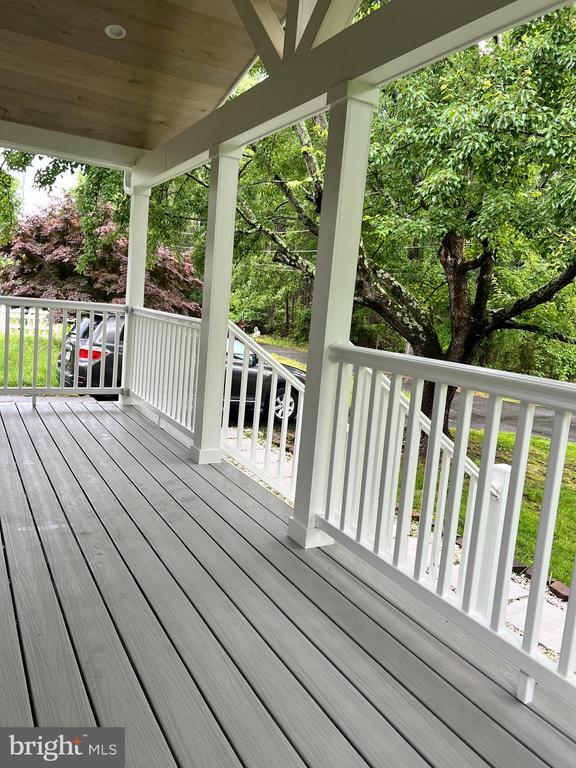 Building Photo - 34 Hornets Nest Ln