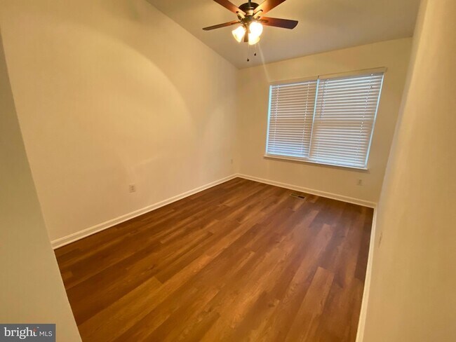 Building Photo - 14817 Winding Loop