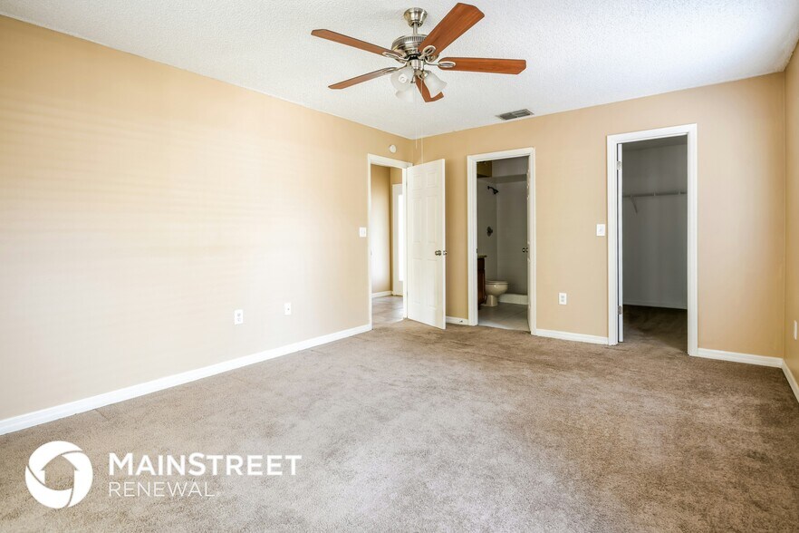 Building Photo - 9637 Langan St