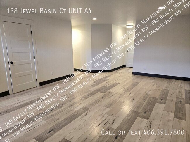 Building Photo - 138 Jewel Basin Ct
