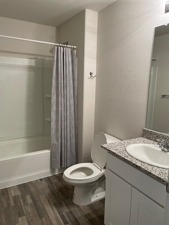 Building Photo - Georgeous 4bdrm/2bath Casa Grande Home for Rent!